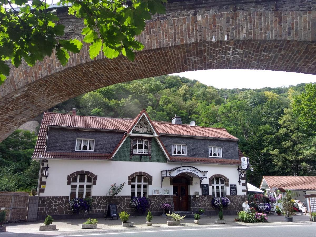 Bed and Breakfast Schmoekermuehle Andernach Esterno foto