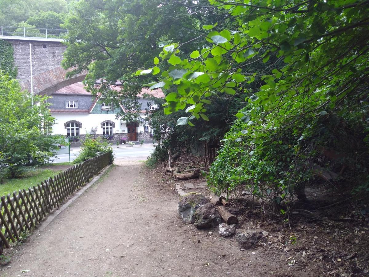 Bed and Breakfast Schmoekermuehle Andernach Esterno foto