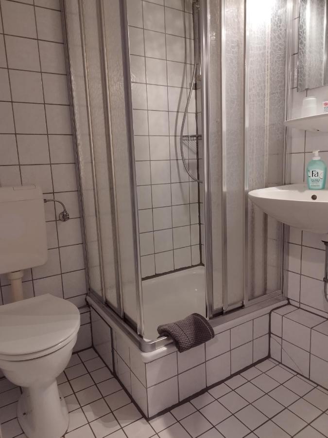 Bed and Breakfast Schmoekermuehle Andernach Esterno foto